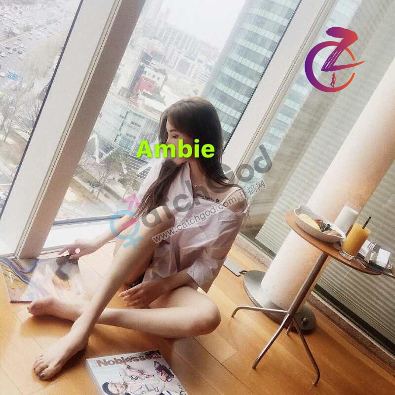 ambie2.JPG