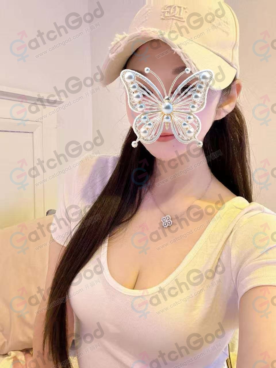 真人自拍，房间实景，如假包赔包换，只是做了一点遮挡，哥哥能理解对吧？ ... ...