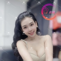 最强女友感元宝妹妹 来黄金海岸啦！