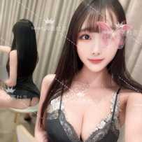 幼态脸+成熟Body！变态巨乳H杯️奶届珠穆朗玛峰美杜莎