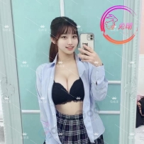 布里斯班 邻家校园系 · 长发马尾 雅雅妹妹