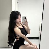 【河南-洛阳】摸着大长腿挑逗让她淫水哒哒