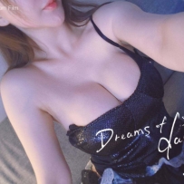 美乳 Rosie 墨尔本闪现两天(最新照片)