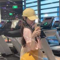 【sweetymel】本地TOP级头牌学妹 极致清纯甜美 嫩如处女!!!限单手慢无 小甜心