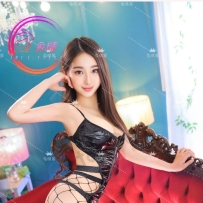 黄金海岸 玉面小狐狸 Miyu